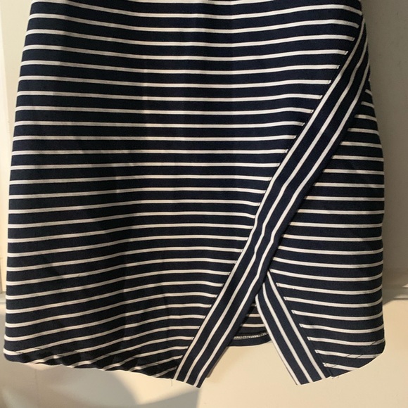 Cute striped dress - Picture 5 of 8